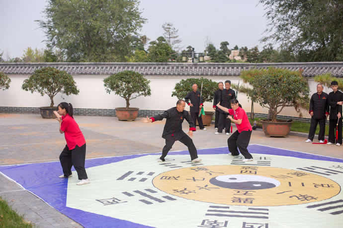 太极拳 易筋经